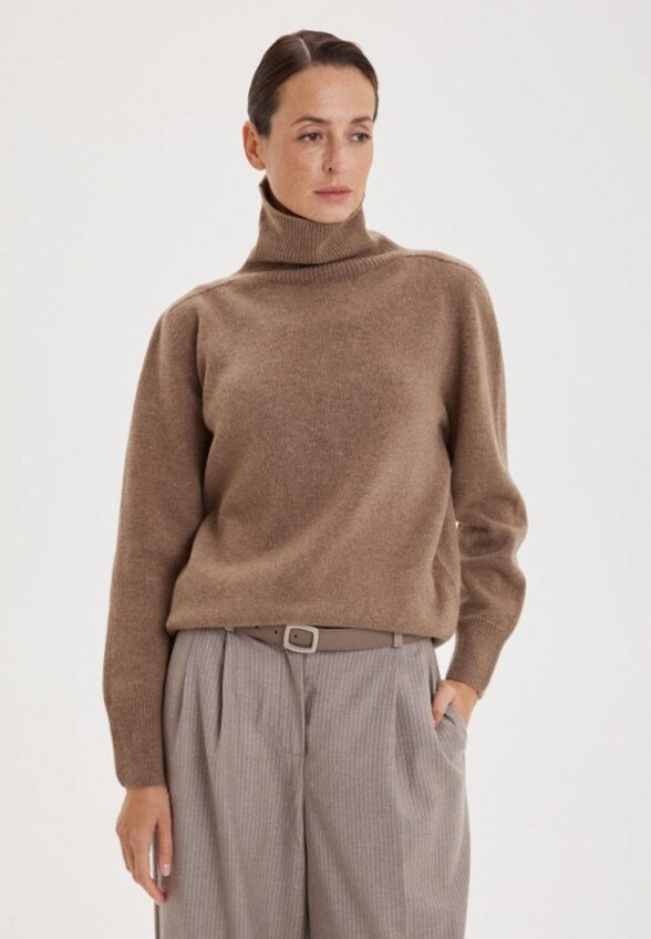 Свитер Bstatement