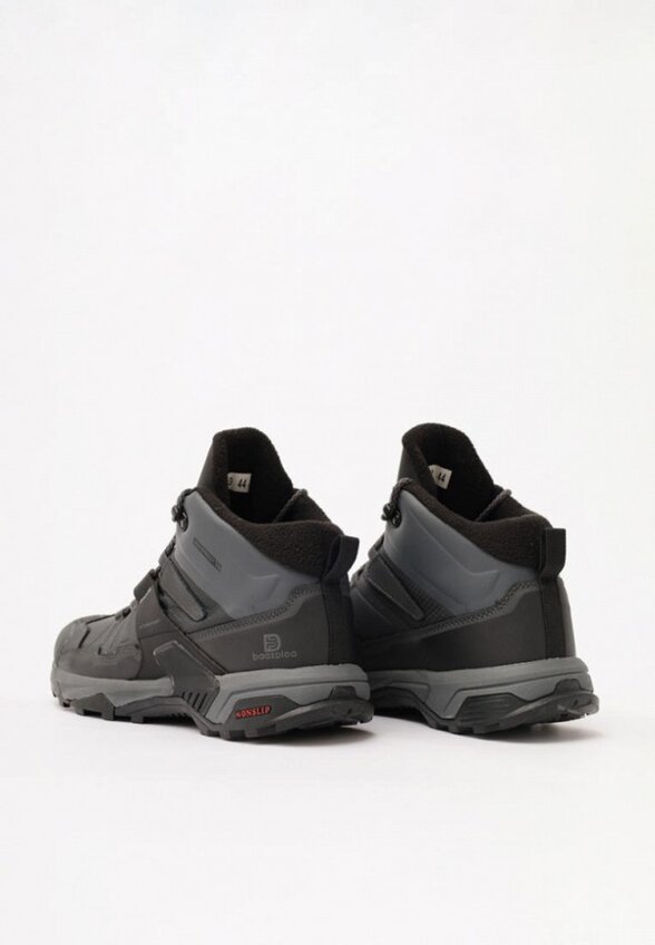 Ботинки трекинговые Baasploa