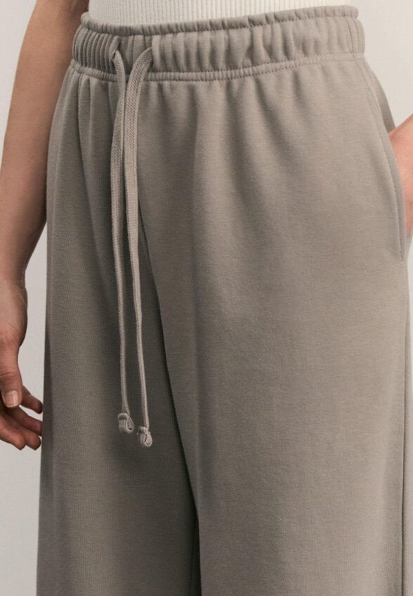 Брюки спортивные Zarina