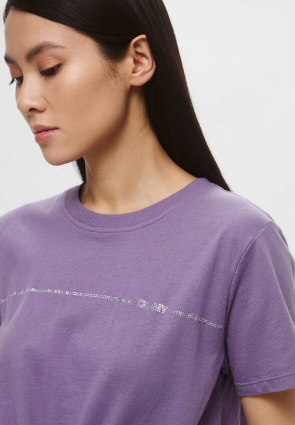 Футболка DKNY