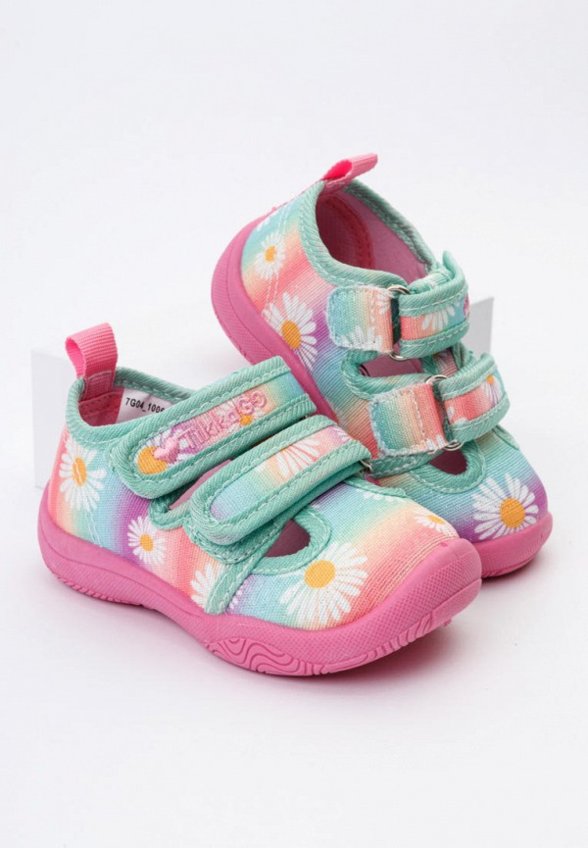 Кроссовки Tikkago