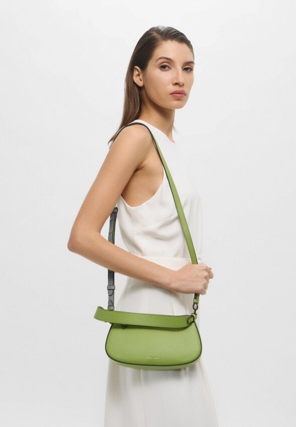 Сумка Coccinelle