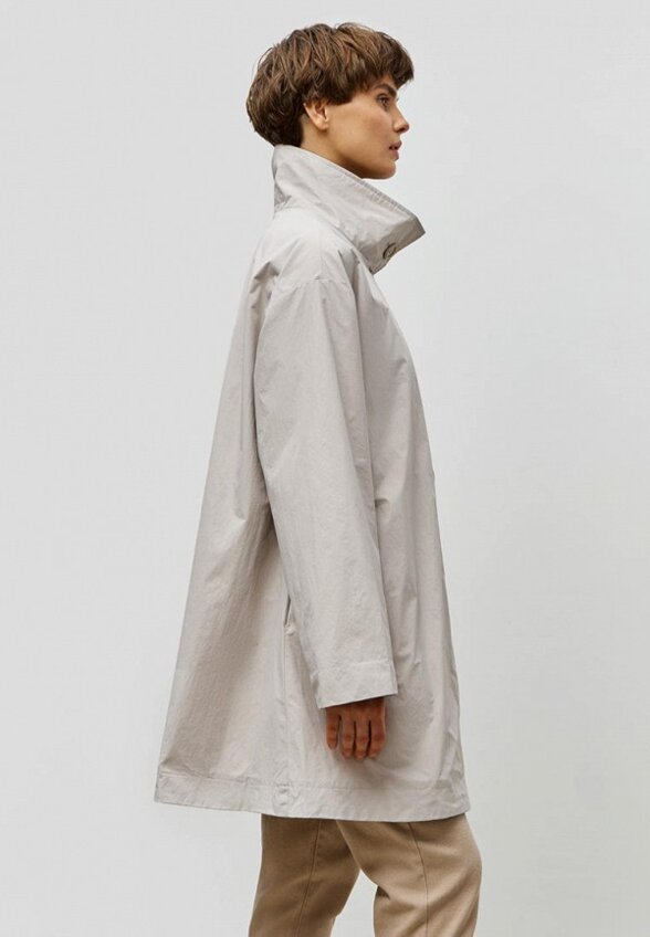 Плащ Baon