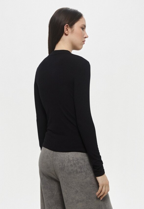 Лонгслив Befree