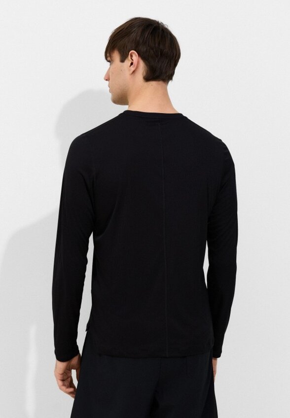 Лонгслив спортивный ASICS