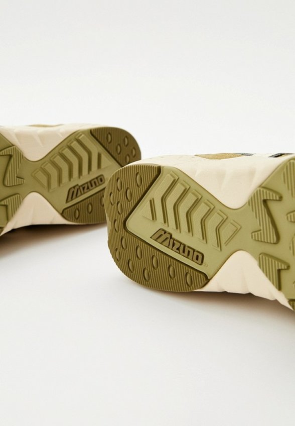 Кроссовки Mizuno