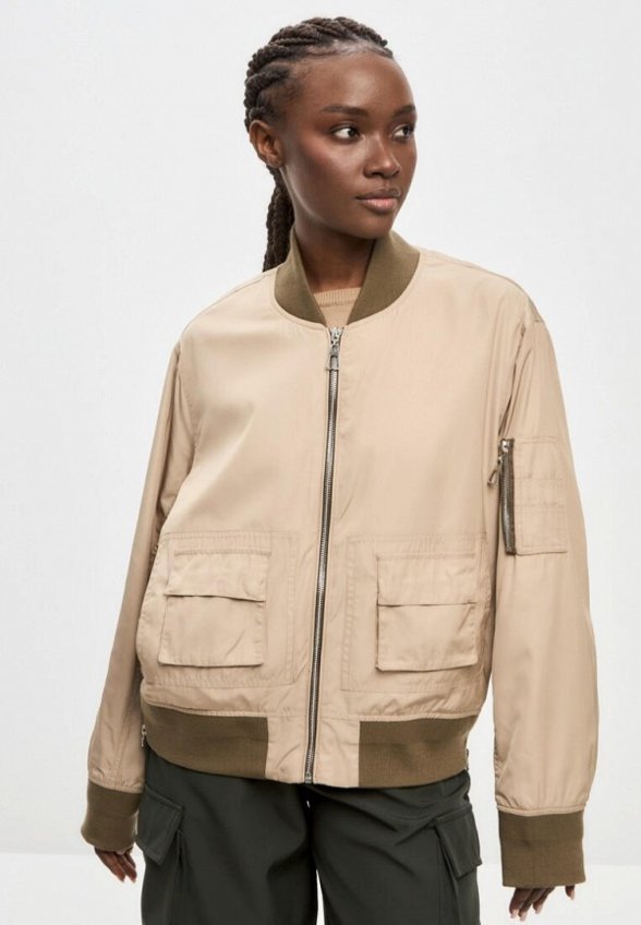 Бомбер Noele Boutique