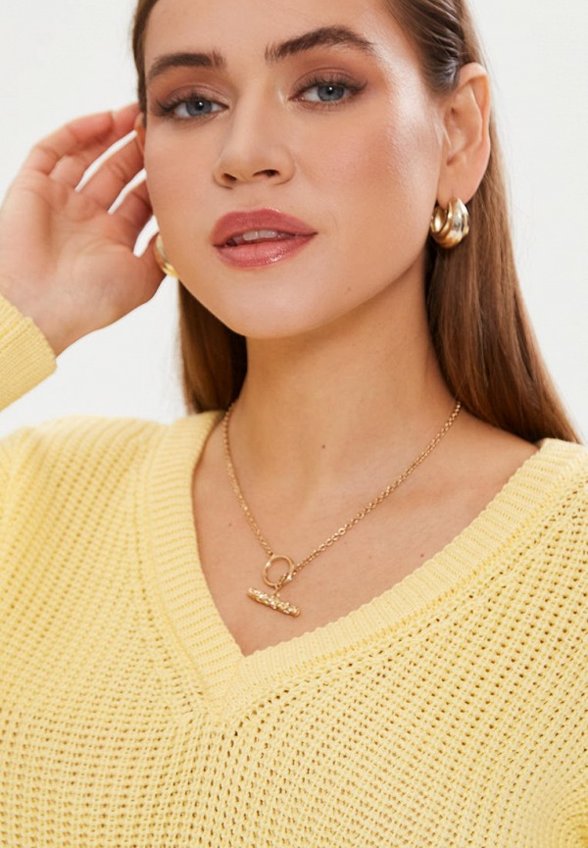 Пуловер Diana Delma