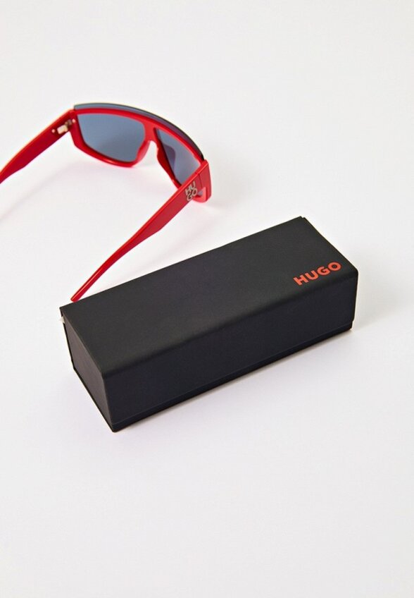 Очки солнцезащитные Hugo