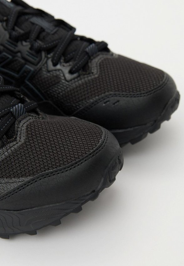 Кроссовки ASICS