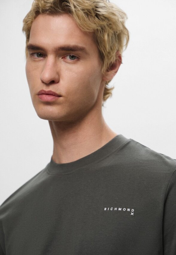 Футболка John Richmond