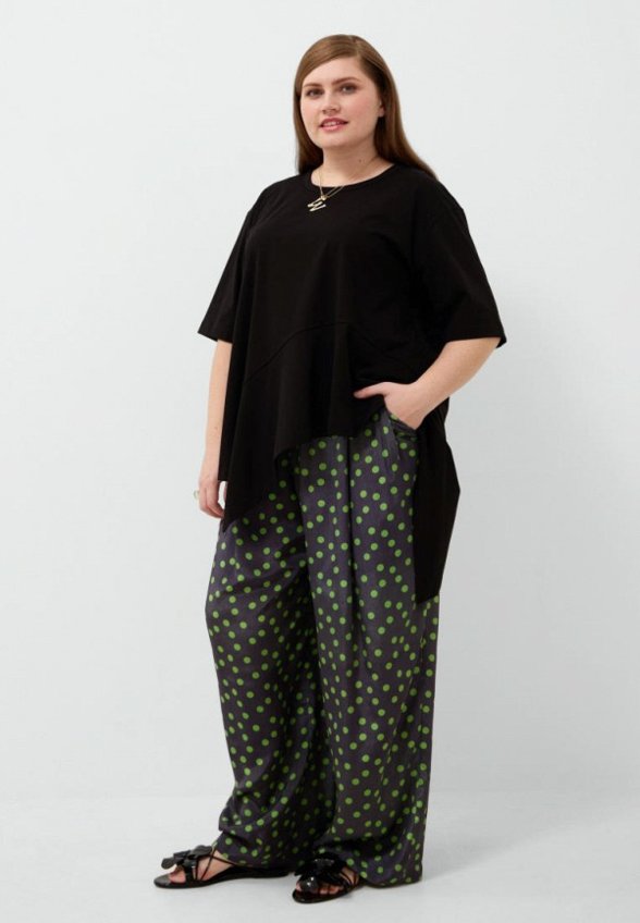 Футболка Lessismore