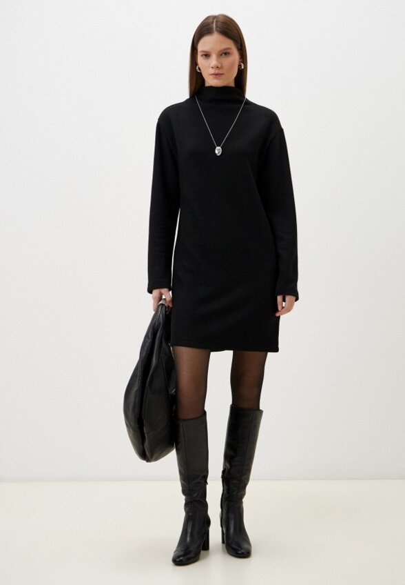 Платье Mark Formelle