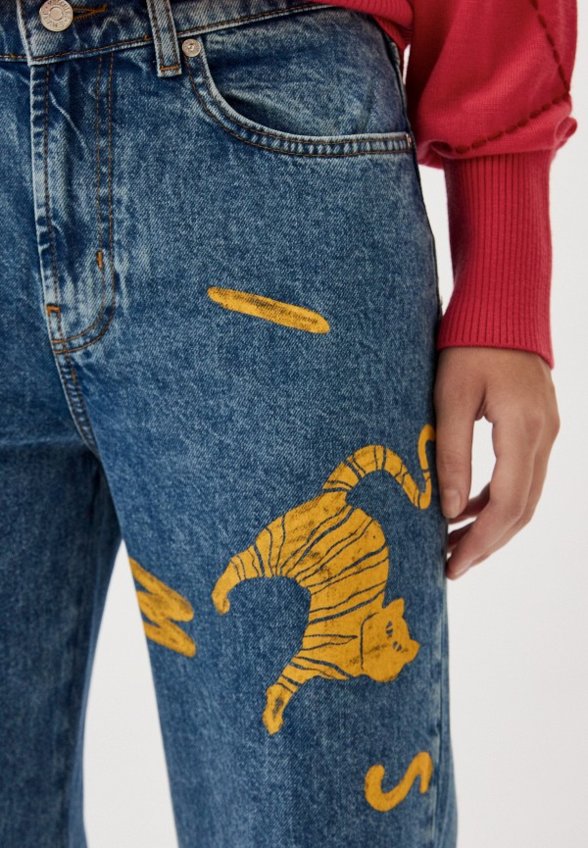 Джинсы MO5CH1NO Jeans