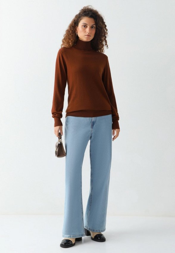 Водолазка Lilly Bennet