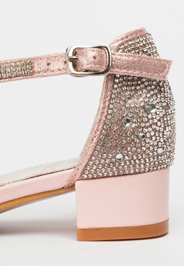 Босоножки Tikkago