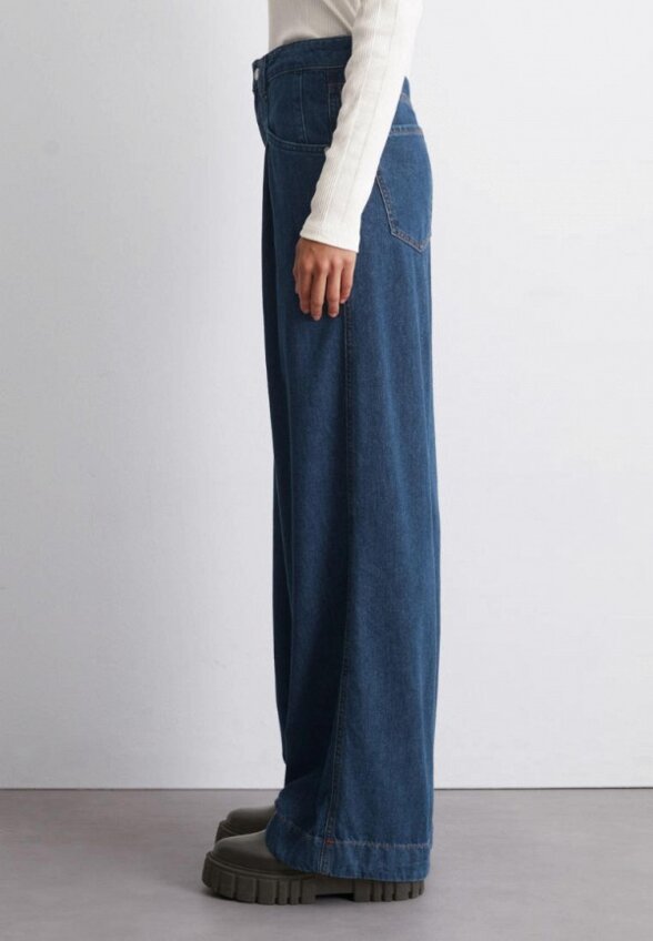 Джинсы Marc O'Polo