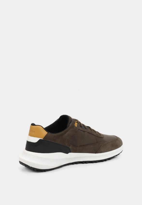 Кроссовки Geox