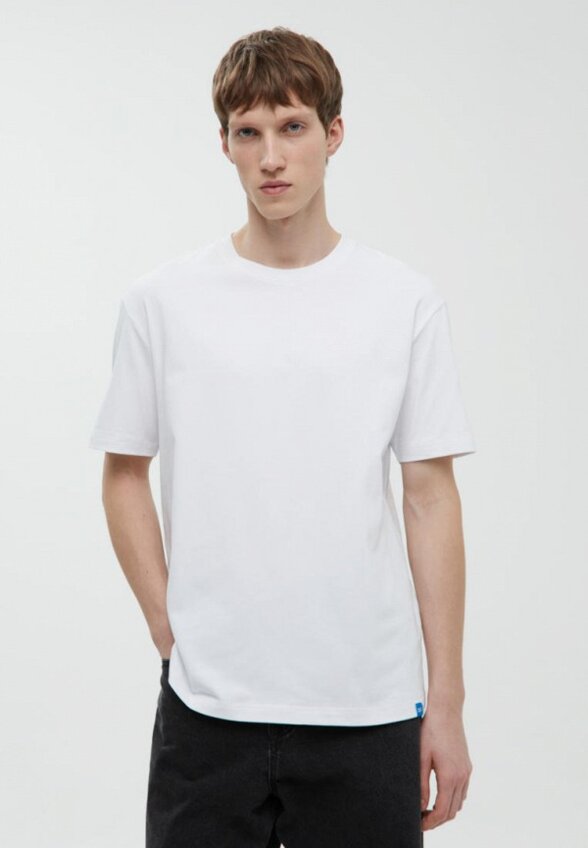 Футболка Finn Flare