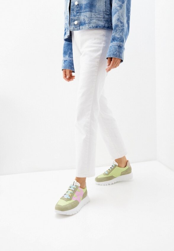 Кроссовки Wonders