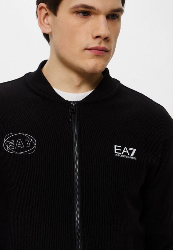 Олимпийка EA7