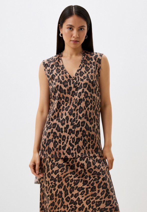 Костюм Voluminous