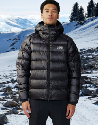Пуховик мужской Mountain Hardwear Phantom Alpine, Черный женщинам