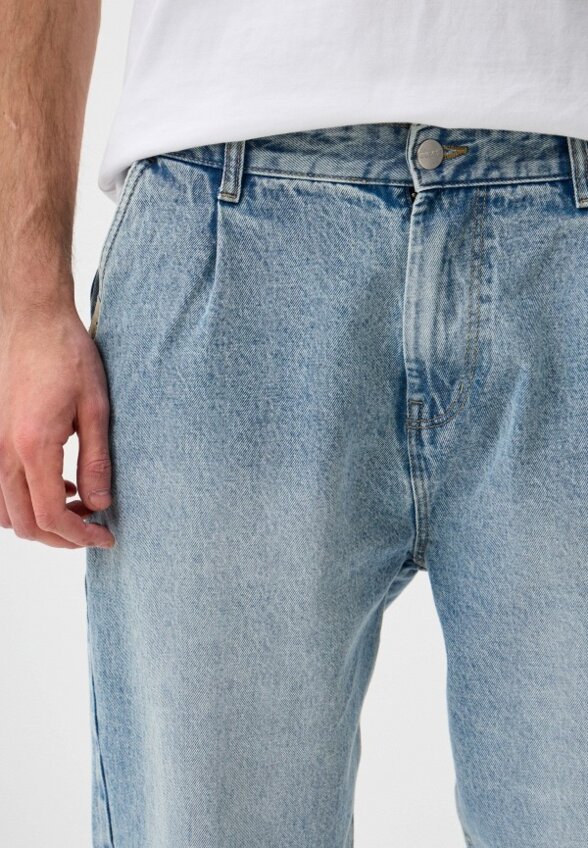 Джинсы Colin's