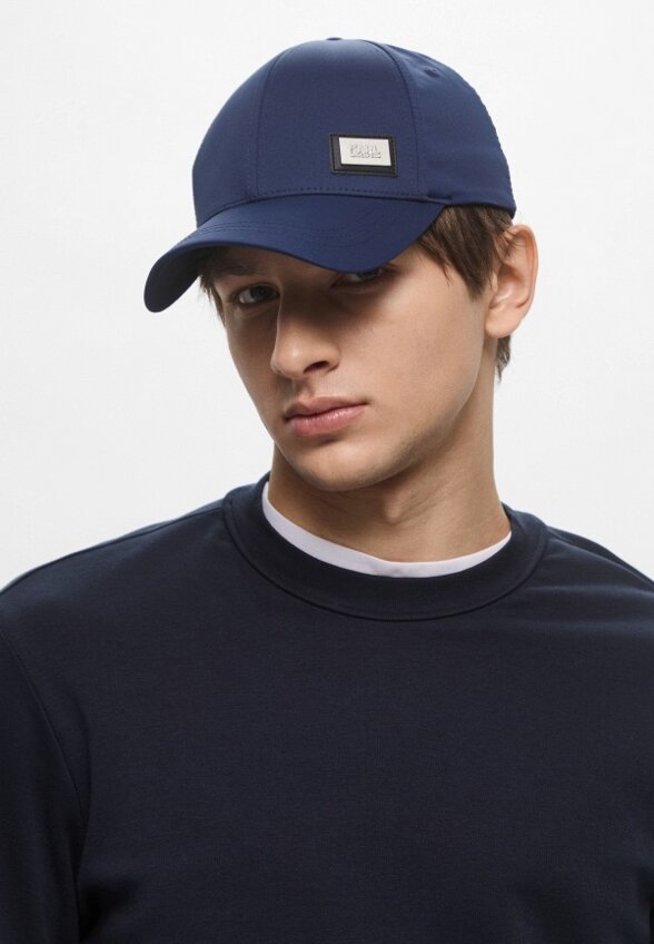 Бейсболка Karl Lagerfeld