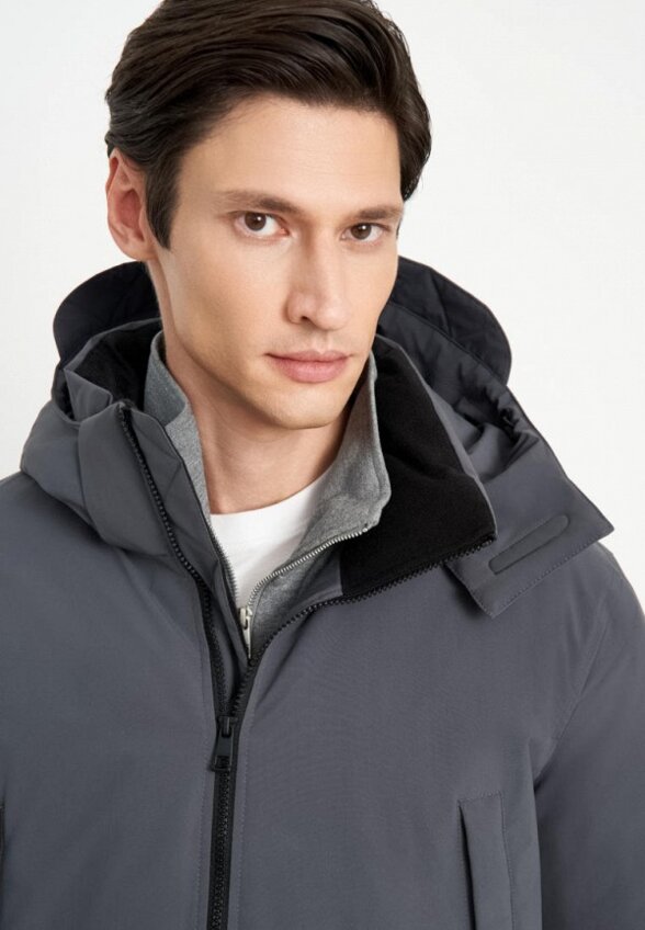 Пуховик Finn Flare