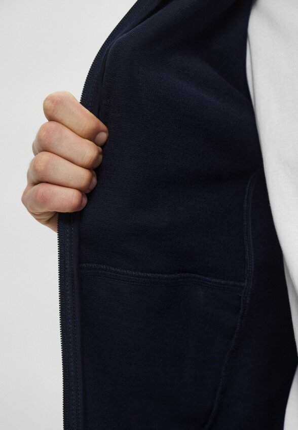 Костюм спортивный EA7