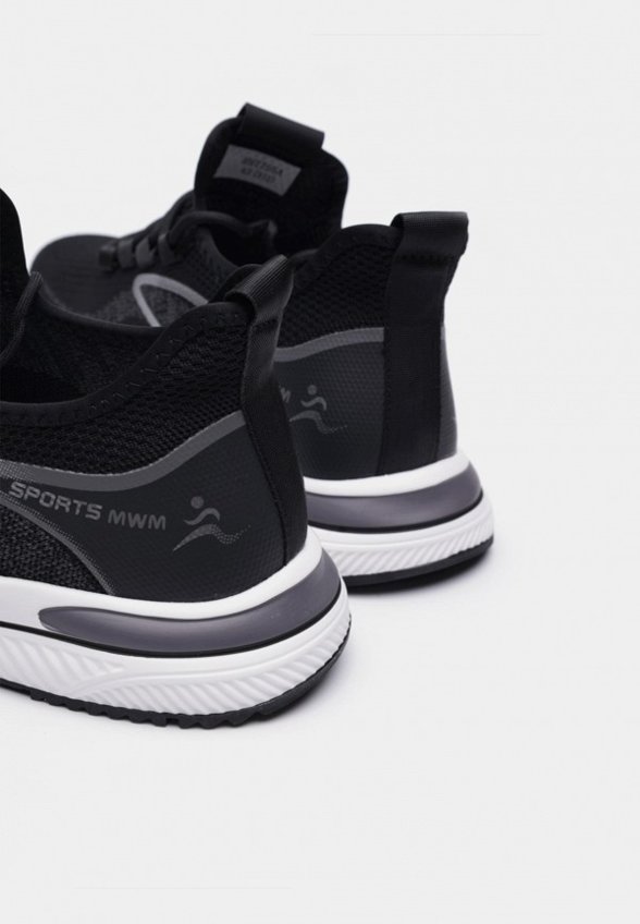 Кроссовки Bruno Renzoni