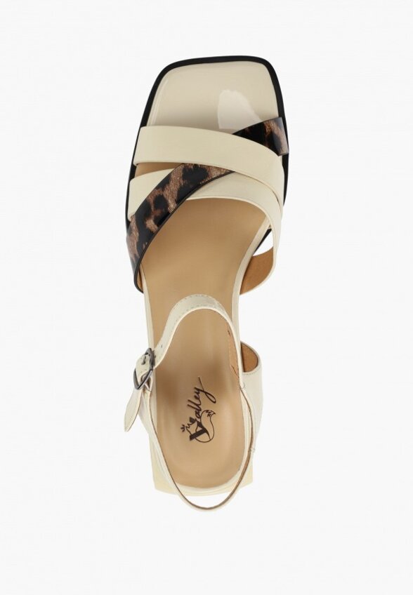 Босоножки Valley