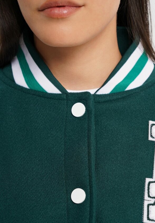 Бомбер Твое