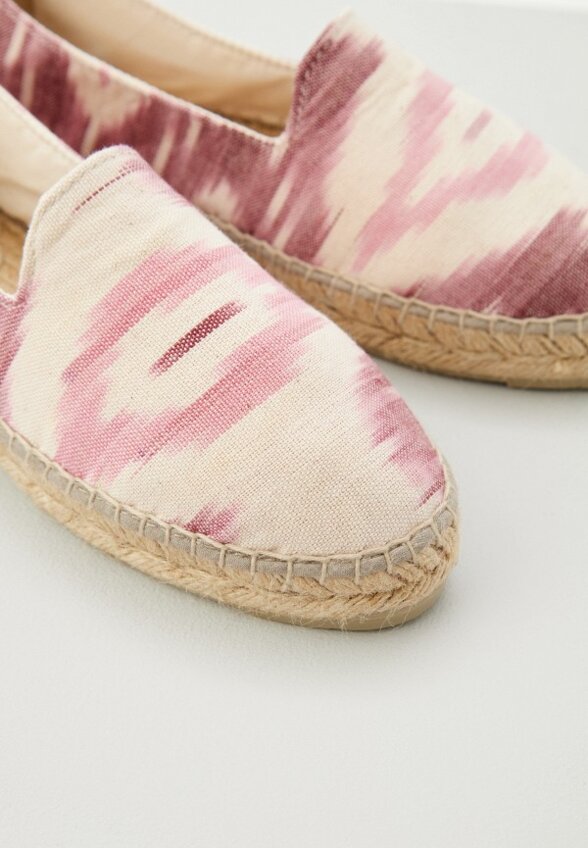 Эспадрильи Manebi