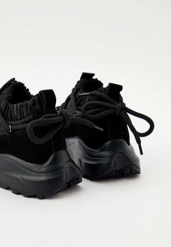 Кроссовки Founds