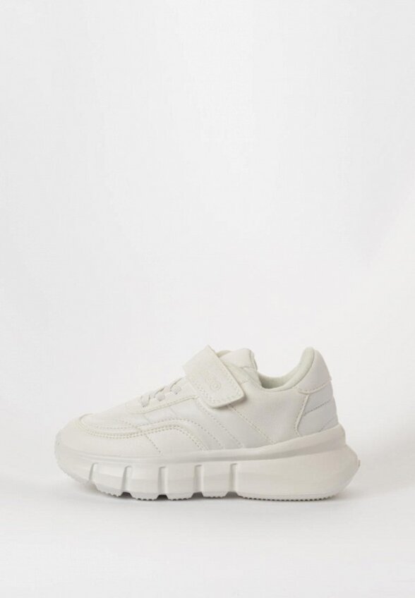 Кроссовки Tikkago