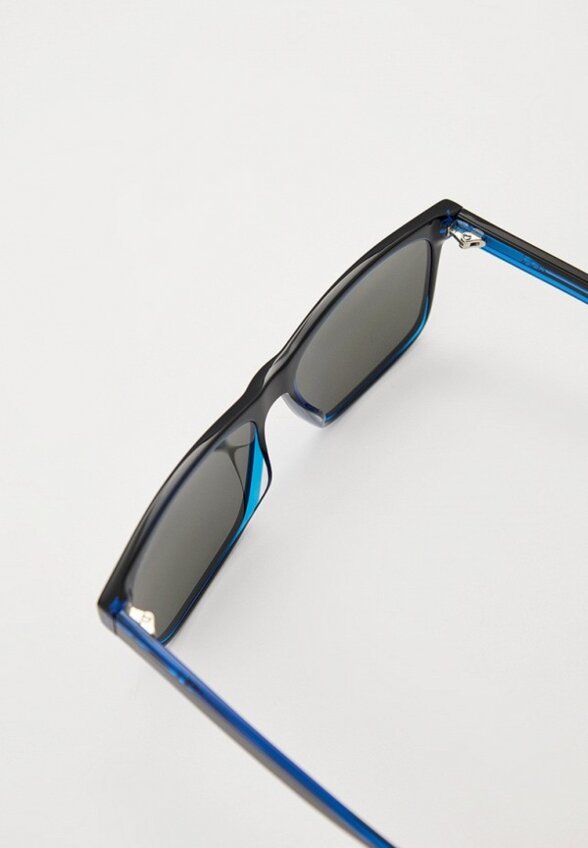 Очки солнцезащитные Hugo