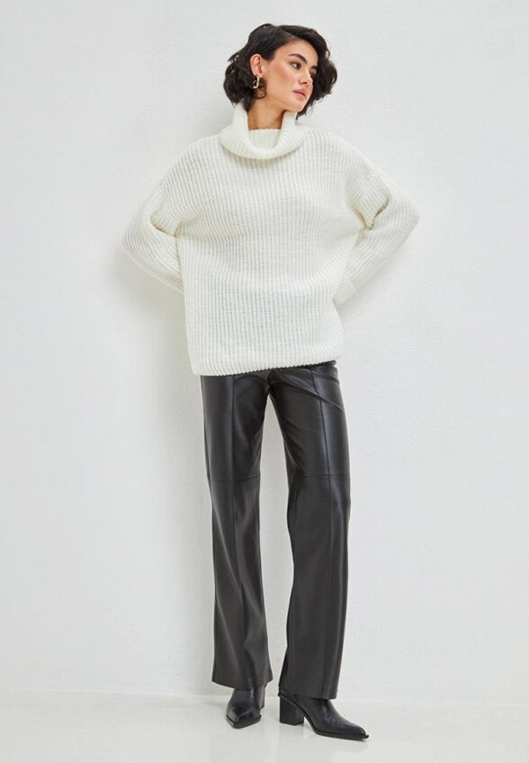 Свитер To Molly from James