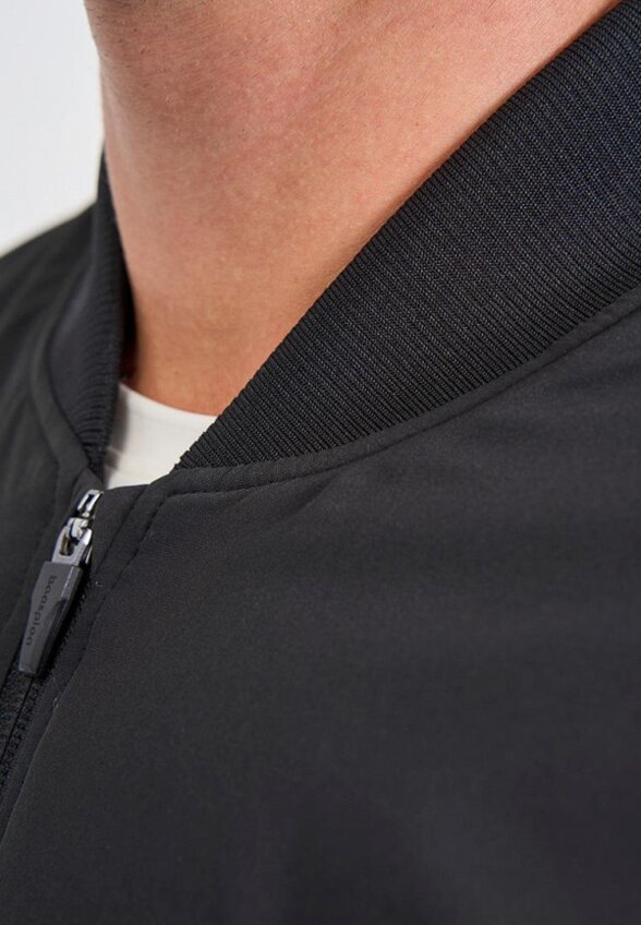 Куртка утепленная Baasploa