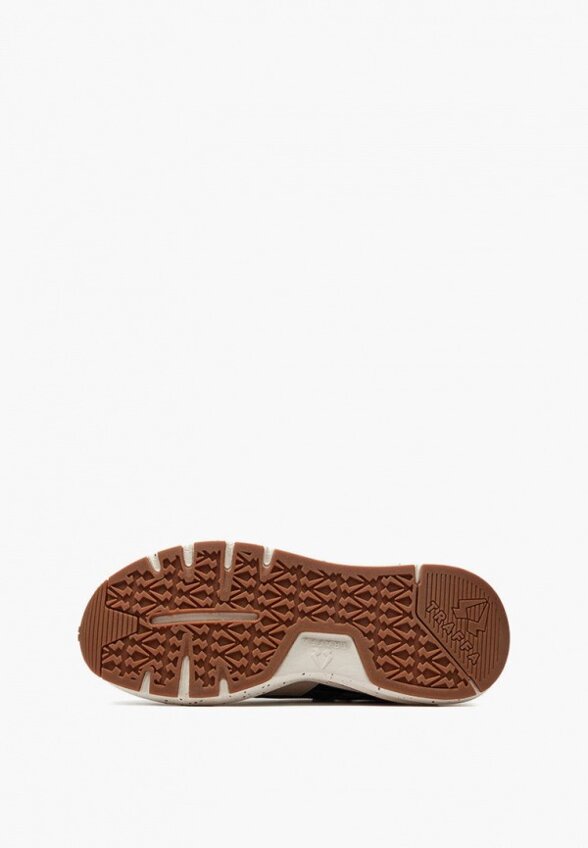 Кроссовки Traffa