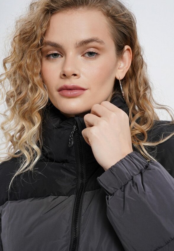 Пуховик Твое