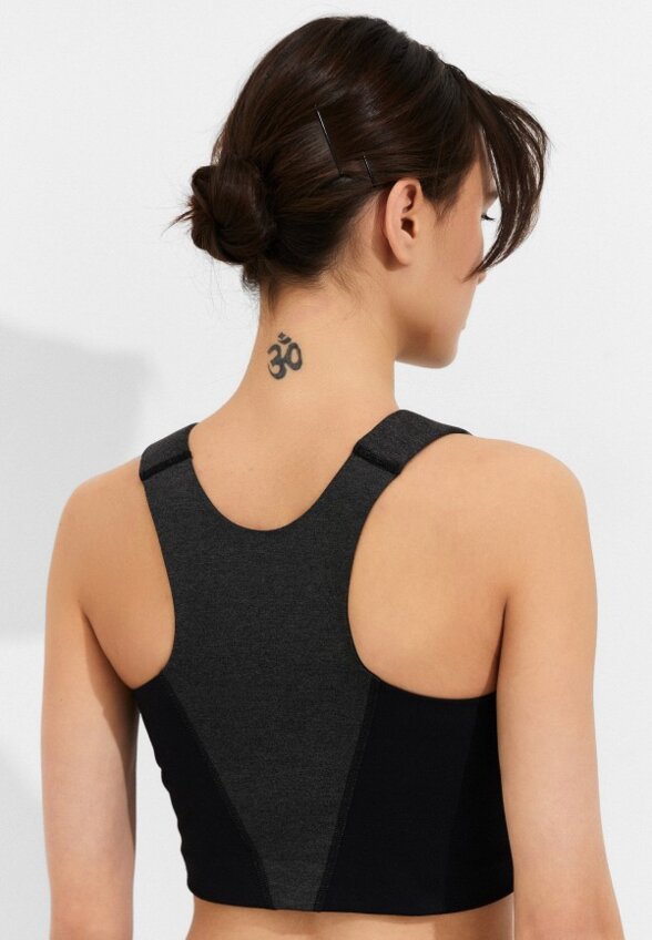 Топ спортивный ASICS