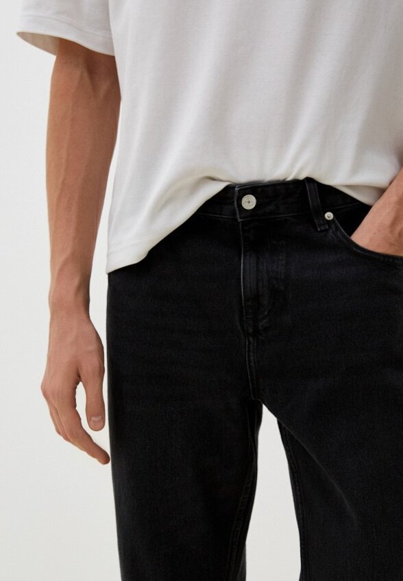 Джинсы Lacoste