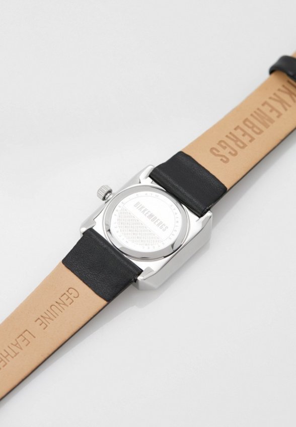 Часы Bikkembergs