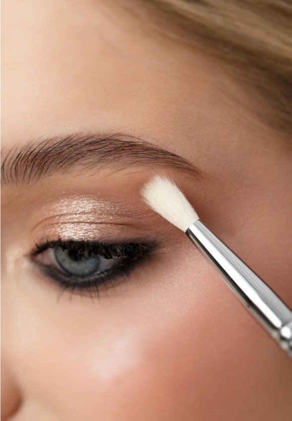 Кисть для глаз Shik