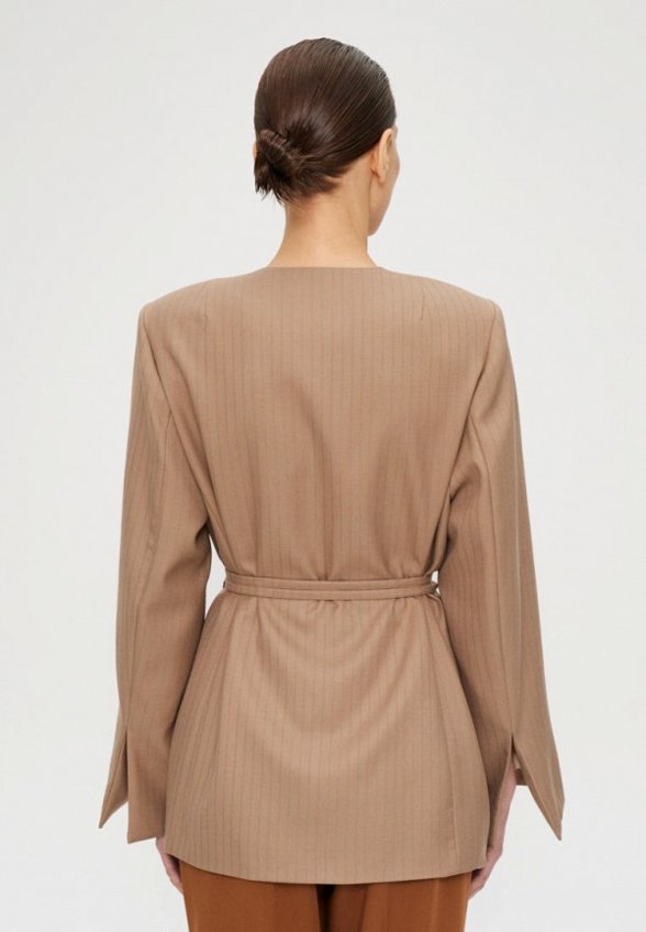 Жакет SashaOstrov