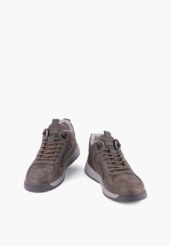 Кроссовки Instreet