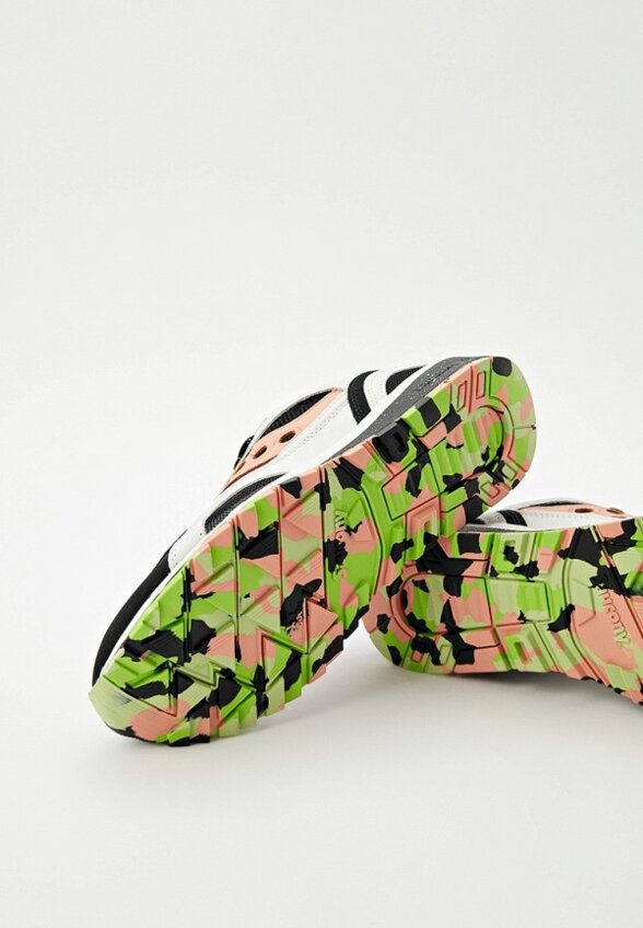 Кроссовки Saucony