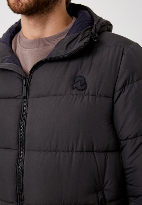 Пуховик Invicta